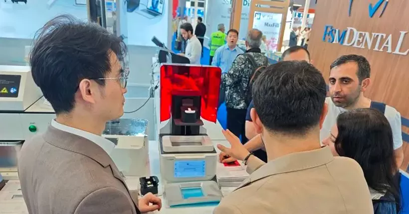 20 분 안에 틀니를 인쇄하고 수리하십시오! Edge mini는 Trkiye의 Idex에서 중국산 디지털 치과의 폭풍을 시작합니다.